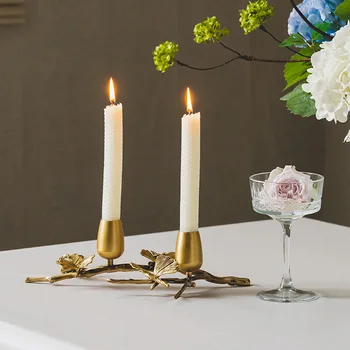 Украса на масата в Европейската хол, Романтична вечеря, сватба свещник, Ретро месинг свещник с пеперуда, домашен декор